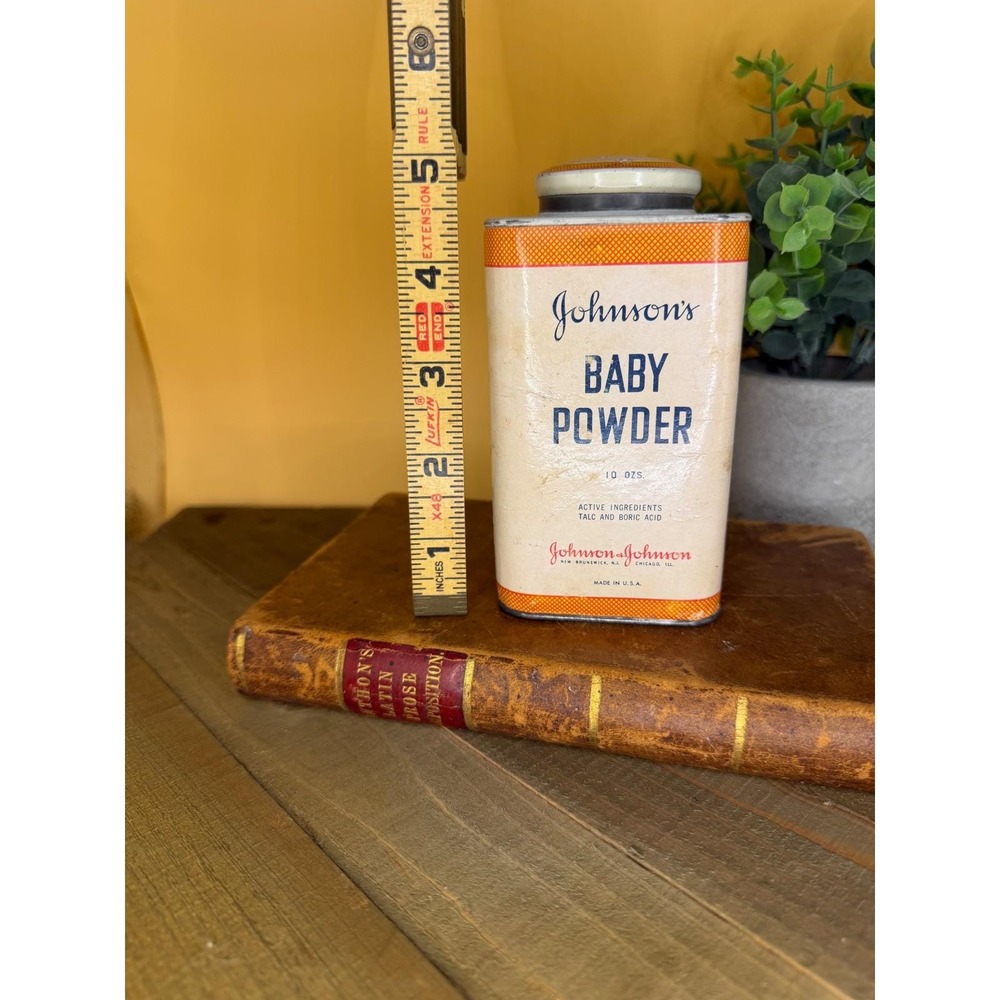 Vintage Johnson's Baby Powder Tin 10 oz Metal Shaker Collectible Advertising - Picture 6 of 6